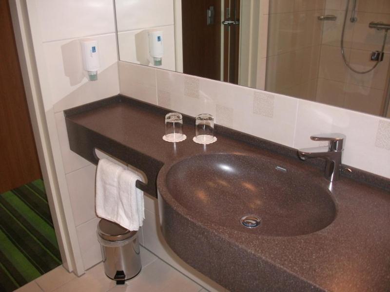 Qualitel Hilpoltstein Hotel Bagian luar foto
