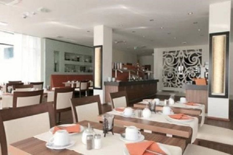 Qualitel Hilpoltstein Hotel Bagian luar foto